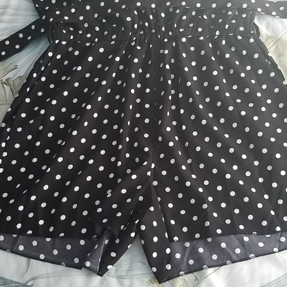 Polk-a-dot Romper - Picture 3 of 7